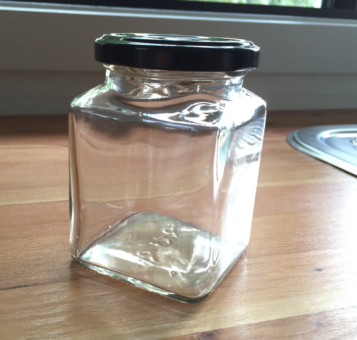 How to remove stubborn labels from jars
